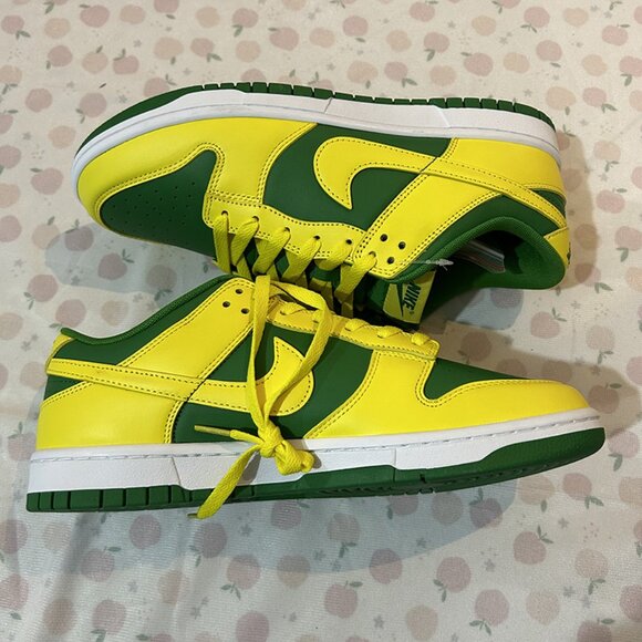 Nike Dunk Low Reverse Brazil Sneakers